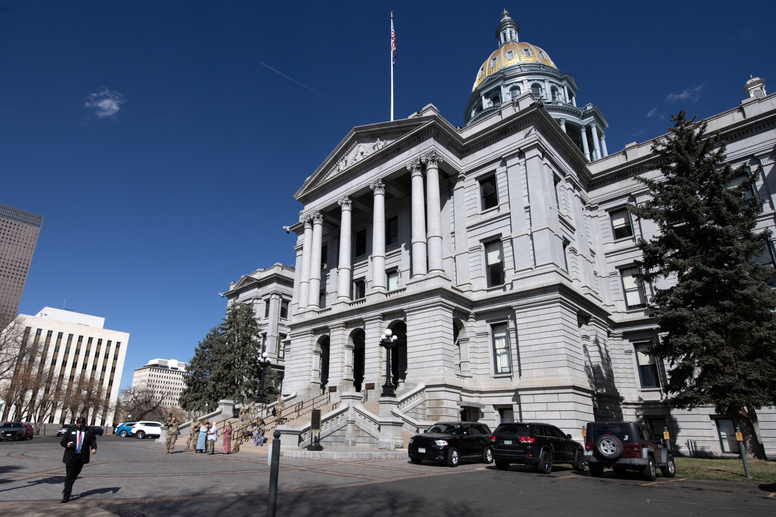 Colorado narrows its first-in-nation AI law as a federal draft seeks to preempt states