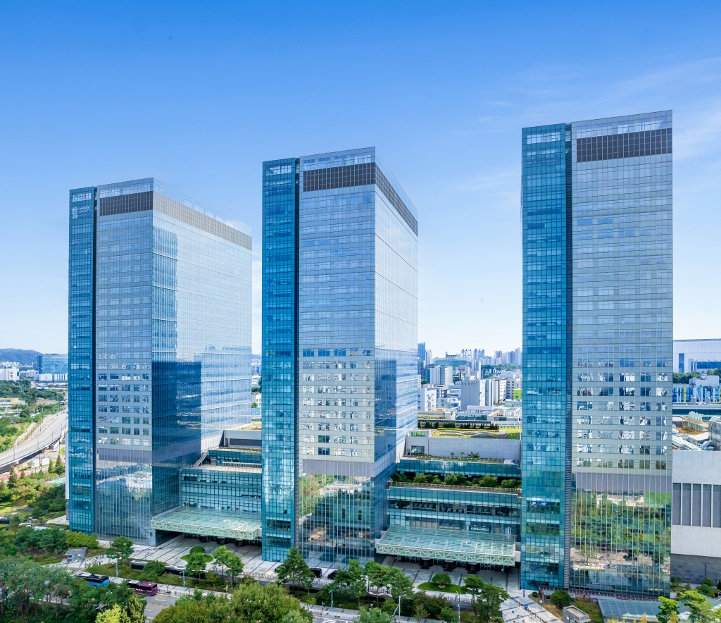 Samsung Digital City campus towers, headquarters of Samsung's semiconductor and memory business